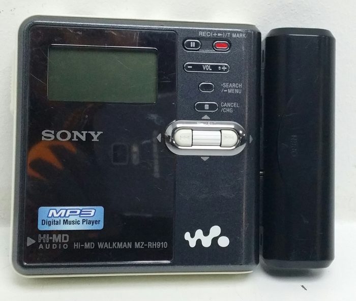 Sony MZ-RH910 Atrac3Plus MP3 Walkman Portable Minidisc Recorder - Image 2