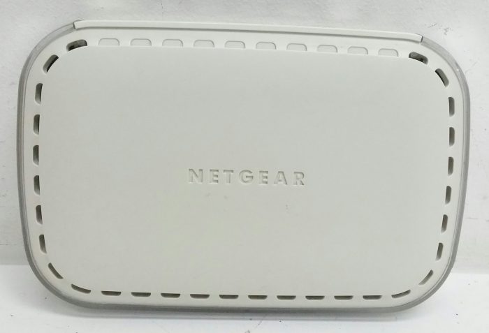 Netgear GS605 v4 5- Port 10/100/1000M Switch - Image 6