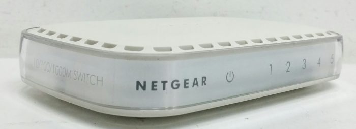 Netgear GS605 v4 5- Port 10/100/1000M Switch - Image 4
