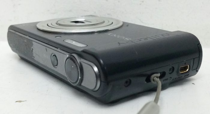 Sony DSC-W800 5x Optical Zoom 20.1 Mega Pixels Digital Camera - Image 6