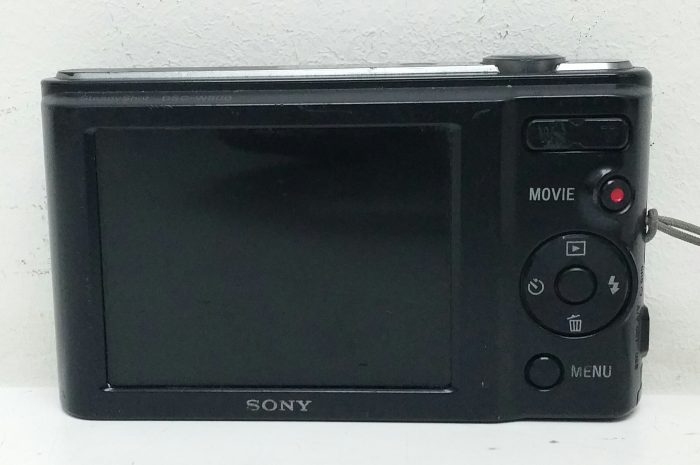 Sony DSC-W800 5x Optical Zoom 20.1 Mega Pixels Digital Camera - Image 5