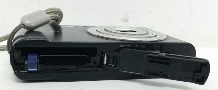 Sony DSC-W800 5x Optical Zoom 20.1 Mega Pixels Digital Camera - Image 4