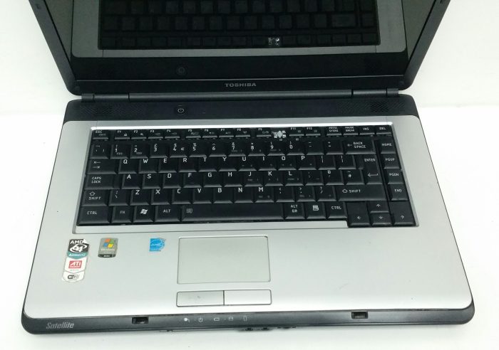 Toshiba Satellite L300D-10Q PSLC0E-00C00DEN Athlon 64x2 1.9GHz 2GB Ram 15.4" 120GB SSD Windows 10 64bit - Image 7