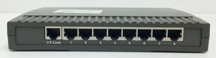 D-Link DES-1008D Ver E2 10/100 8-Port Fast Ethernet Switch - Image 5