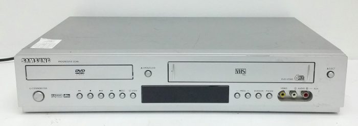 Samsung DVD-V5500 DVD/VCR Dual Deck Video Cassette Recorder - Image 2