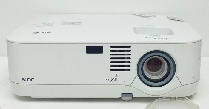 Nec NP305G VGA Projector 3667 Lamp Hours Used - Image 6