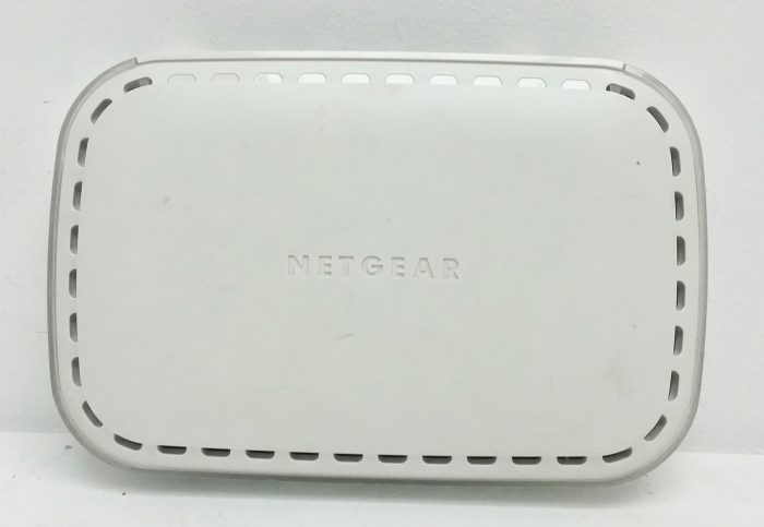 Netgear FS605 v3 5-Ports 10/100 mbps Switch - Image 6