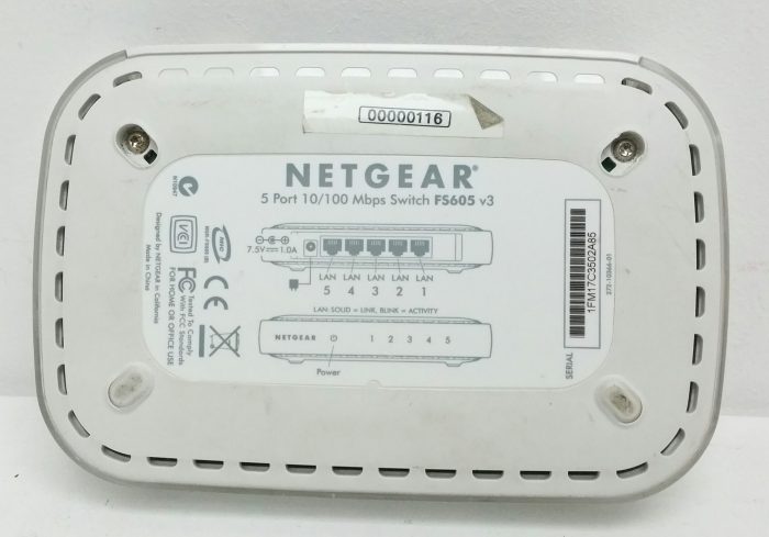 Netgear FS605 v3 5-Ports 10/100 mbps Switch - Image 3