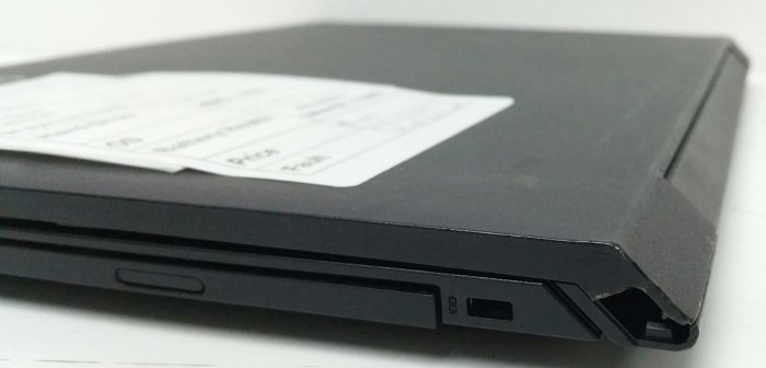 Lenovo V110-15IKB 80TH - i5-7200U 2.5GHz - 4GB Ram - 15.6" - 128GB SSD - Windows 10 Home - Image 5
