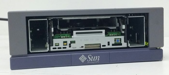 Sun Microsystems 599-2350-01 Tape Drive - Image 2