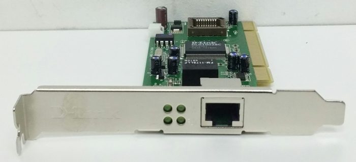 D-Link DGE-528T Gigabit PCI Desktop Adapter - Image 4