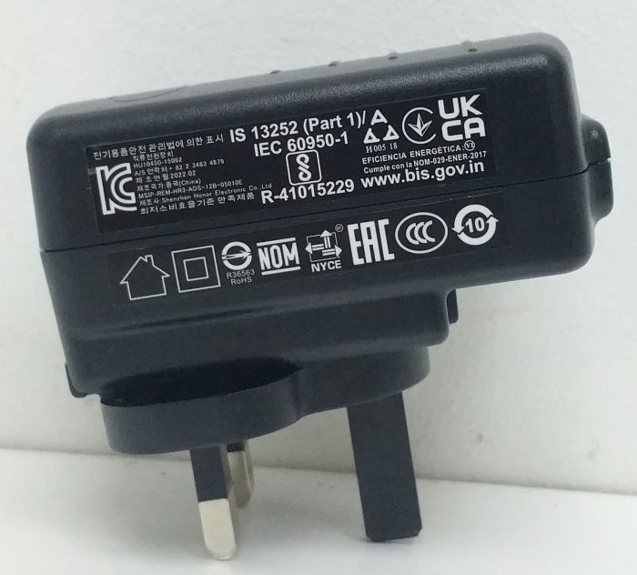 Joblot 3x Hoioto ADS-12B-06 05010E Switching Adapter - Image 4