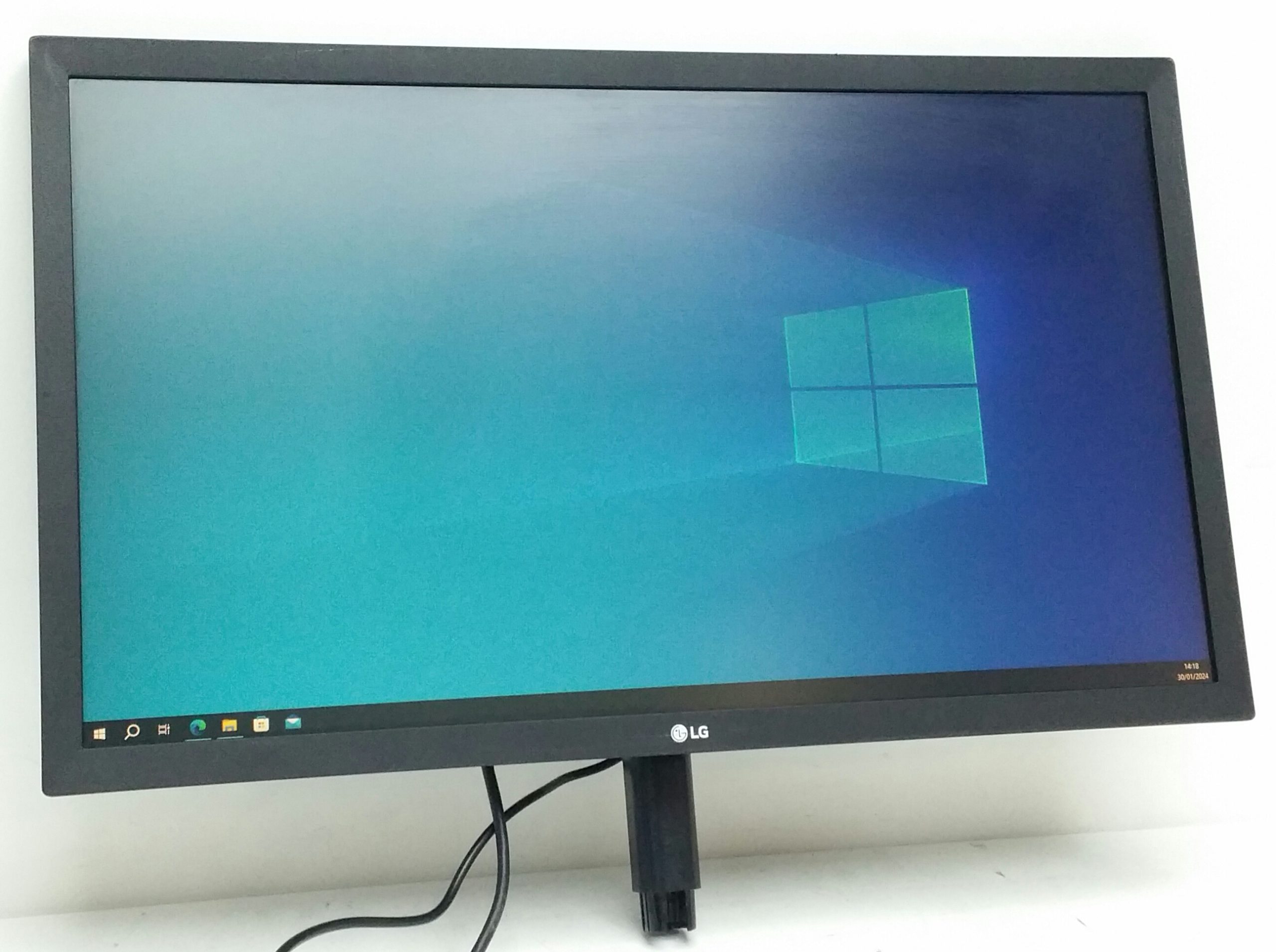 20231122_212824-1 LG 24MK400H 24" HDMI VGA LCD Widescreen Monitor With No Stand - Image 1