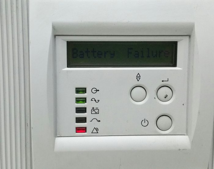 ECM PowerCom VGD-700 Uninterruptible Power Supply UPS - Image 5
