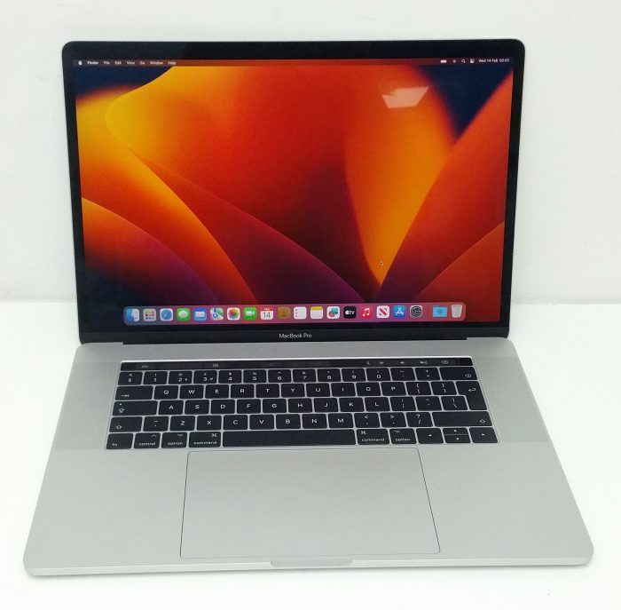 Apple MacBook Pro A1707 EMC:3162 - Intel i7-7920HQ Quad 3.1GHz - 16GB - 15" - Radeon Pro 4GB Intel HD 630 1536mb - 1TB SSD - 13 Ventura (2017) - Image 2