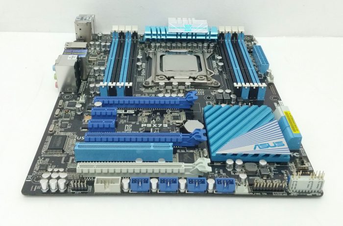 ASUS P9X79 Motherboard with i7-3930k 3.2GHz - Image 5