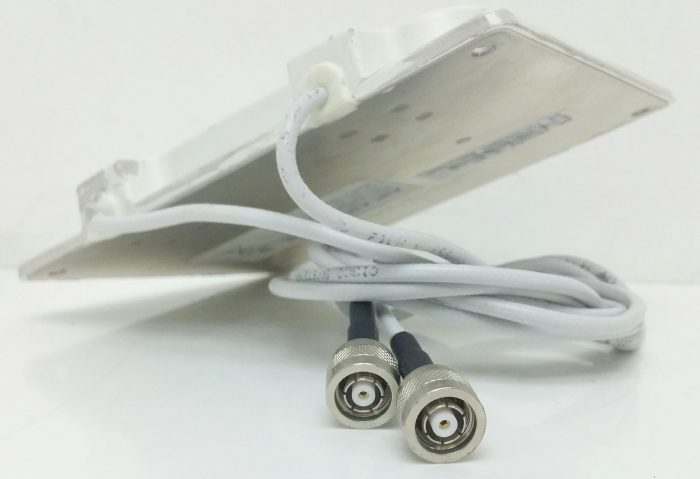 Cisco AIR-ANT2465P-R 2.4GHz 6.5dBi Diversity Patch Antenna w/RP-TNC - Image 4
