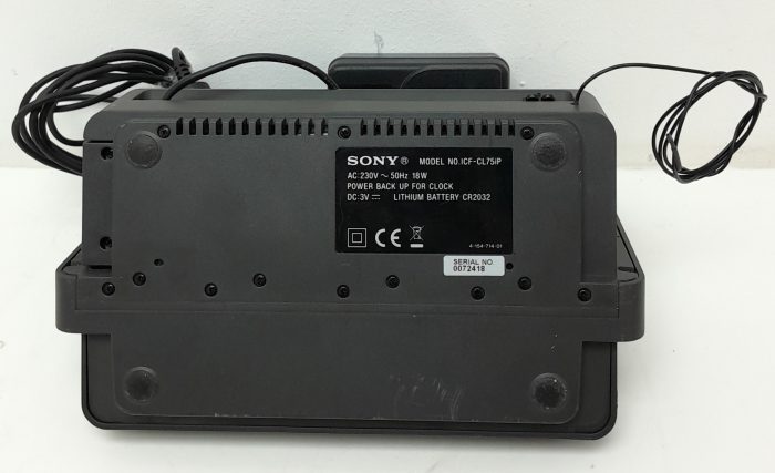 Sony ICF-CL75iP Power Back Up For Clock - Image 3