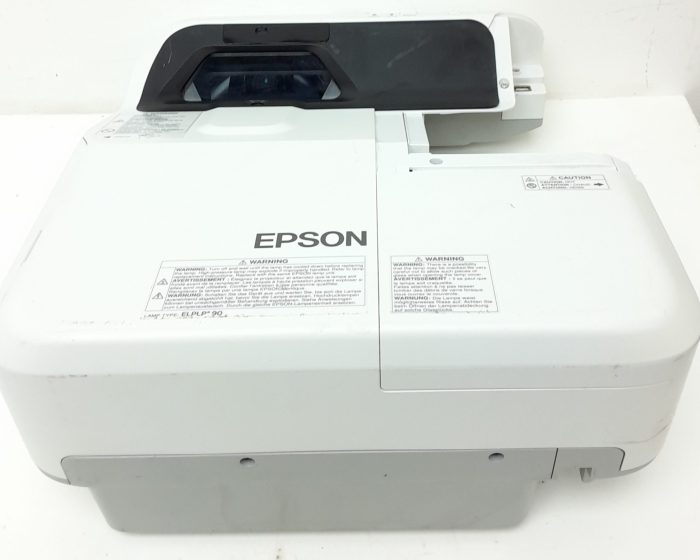 Epson EB-670 H747B HDMI VGA LCD Projector 1202 Lamp Hours Used - Image 5