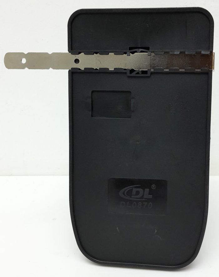 DL Dingli DL0870 Heavy Duty Paper Punch - Image 3