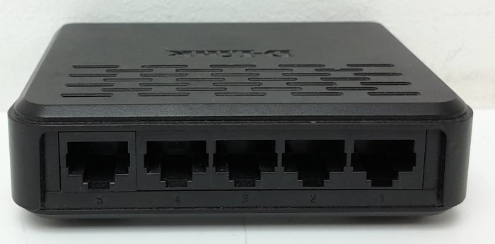 D-Link GO-SW-5G 5 Port Desktop Switch - Image 5