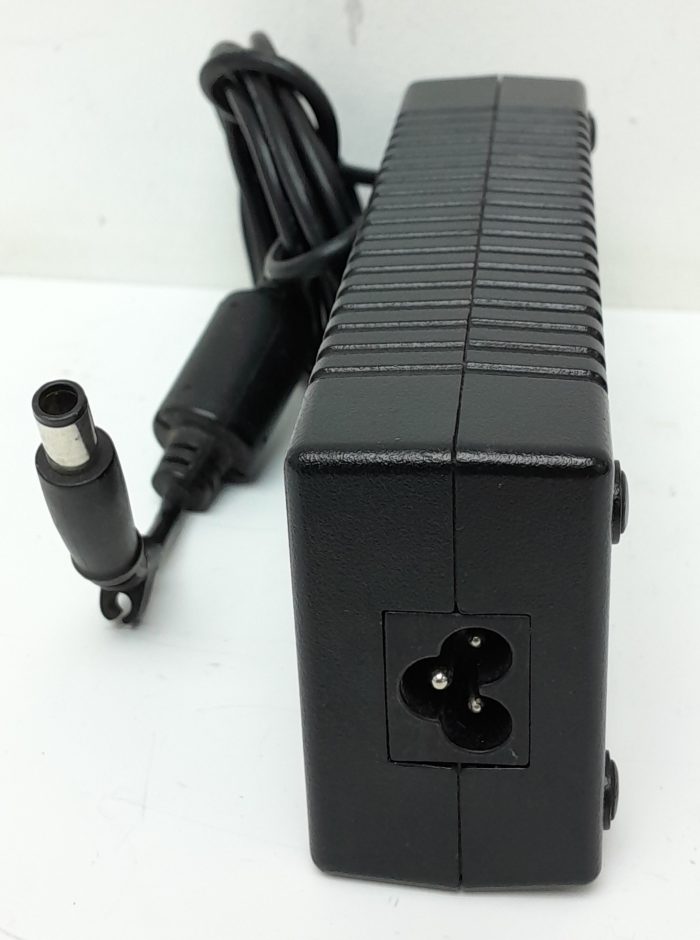 HP HSTNN-LA01 Power Adapter - Image 4
