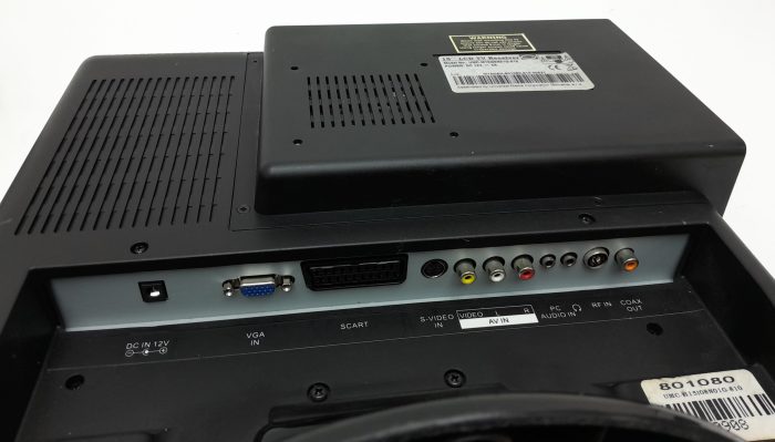 UMC-M15I08N01G-810 15" LCD TV Receiver With DVD Player - Image 4