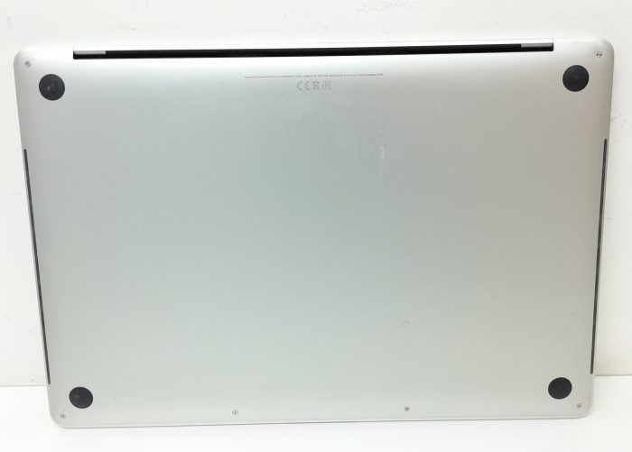 Apple MacBook Pro A1707 - Intel i7-7920HQ Quad 3.1GHz - 16GB - 15"- 1TB SSD - 13 Ventura (2017) - Image 4