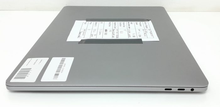 Apple MacBook Pro A1707 - Intel i7-7920HQ Quad 3.1GHz - 16GB - 15"- 1TB SSD - 13 Ventura (2017) - Image 6