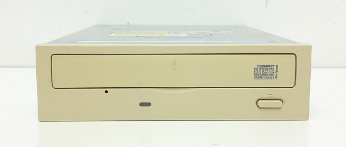 Lite-On IT Corp SOHR-5239V CD-RW Drive - Image 2