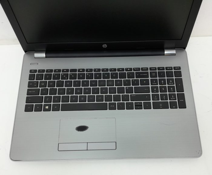 HP 250 G6 - i5-7200U 2.5GHz - 8GB RAM - 15.6" - 256GB SSD - Windows 11 Pro - Image 7