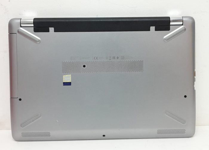 HP 250 G6 - i5-7200U 2.5GHz - 8GB RAM - 15.6" - 256GB SSD - Windows 11 Pro - Image 5