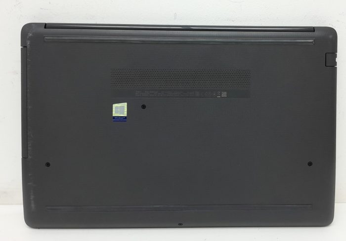 HP 250 G7 - i5-8265U 1.6GHz - 8GB RAM - 15.6" - 256GB SSD - Windows 11 Pro - Image 4
