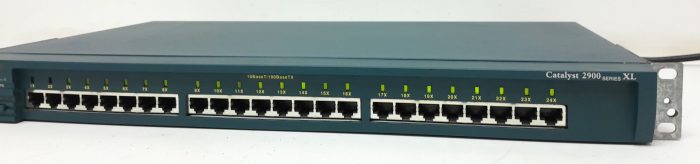Cisco Catalyst 2900 Series XL WS-C2924-XL-EN 10BaseT/100BaseTX 24-Port Switch - Image 5