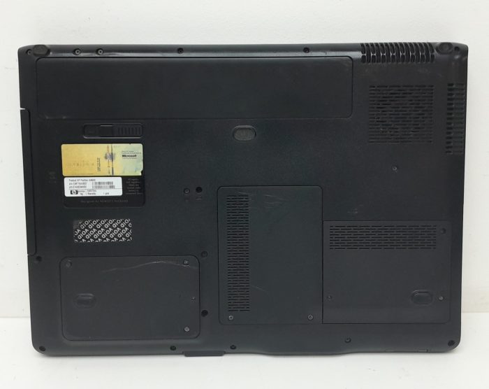 HP Pavilion DV9500 - Core 2 Duo T7300 2.0GHz - 2GB RAM - 17" - Nvidia Geforce 8400m Gs - 160GB HDD - Windows 10 Pro - Image 4