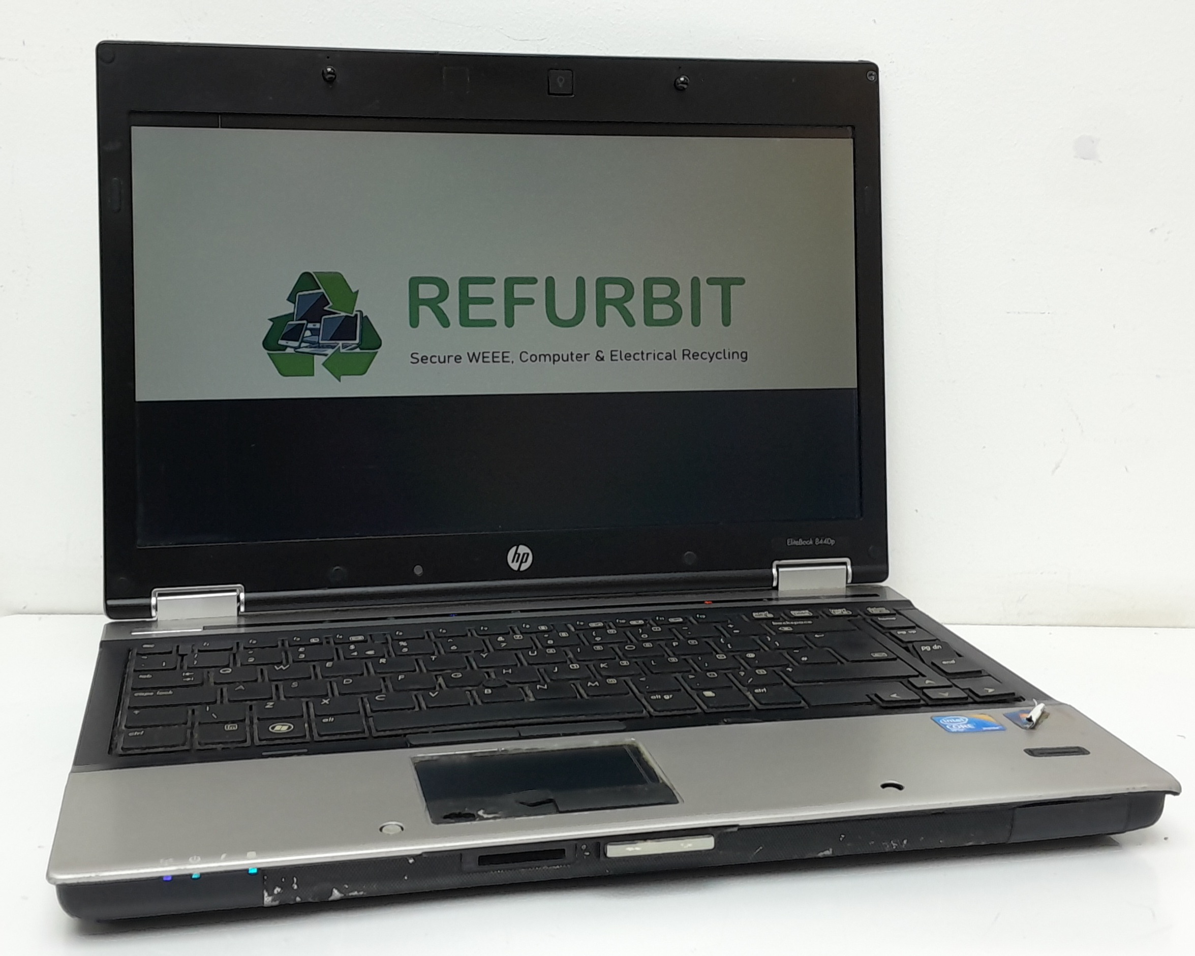 20240315_122617 HP EliteBook 8440p - i5-M560 2.67GHz - 4GB - 14" - 250GB HDD - Windows 10 Pro - Image 1
