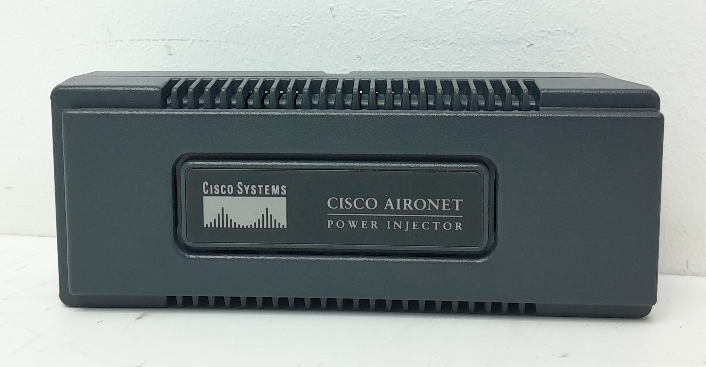 20240318_113103 Cisco Aironet AIR-PWRINJ3 PoE Injector - Image 1