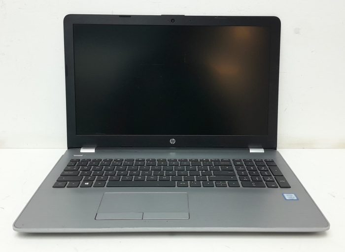 HP 250 G6 - i5-7200U 2.5GHz - 8GB RAM - 15.6" - 256GB SSD - Windows 11 Pro - Image 2