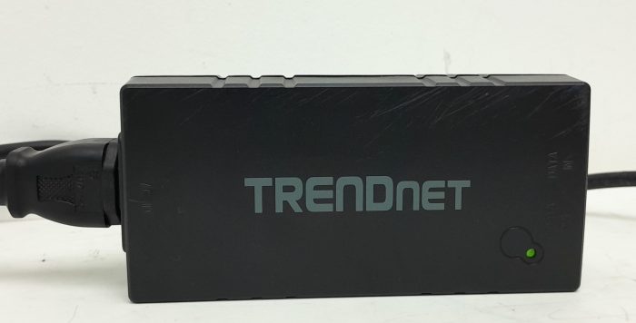 TrendNet TPE-115GI/UK Gigabit PoE+ Injector - Image 2