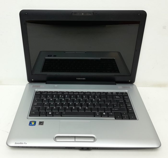 Toshiba Satellite Pro L450-13R - Celeron 900 2.2GHz - 2GB Ram - 15.6" - 250GB HDD - Windows 10 Pro - Image 2