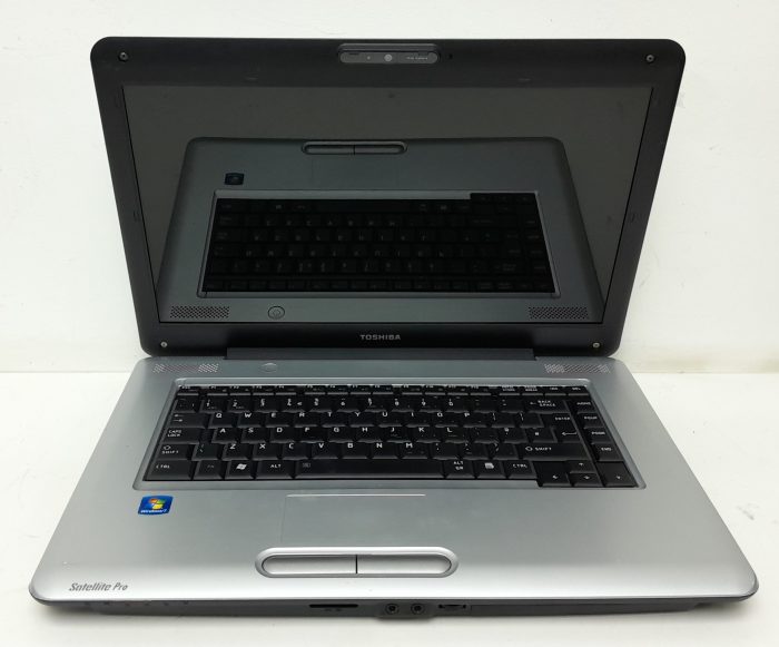 Toshiba Satellite Pro L450-13R - Celeron 900 2.2GHz - 2GB Ram - 15.6" - 250GB HDD - Windows 10 Home - Image 2