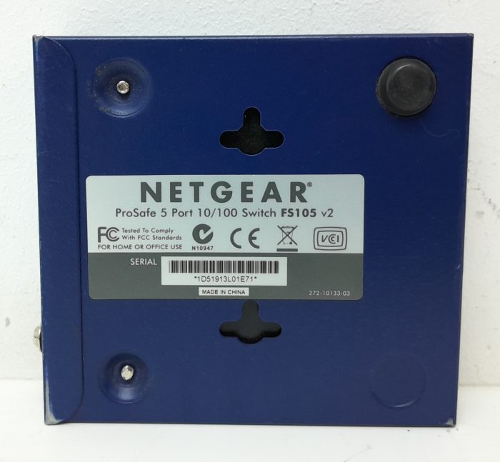 Netgear FS105 V2 ProSafe 5 Port 10/100 Fast Ethernet Switch - Image 3