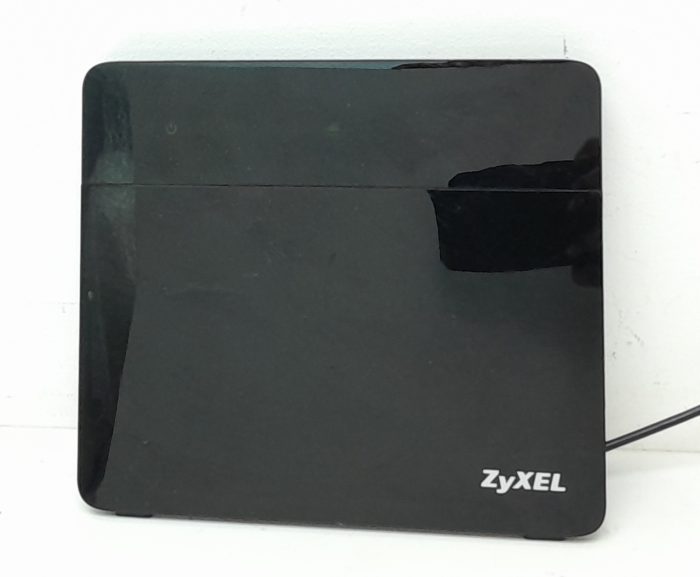 Zyxel VMG8924-B10A Gigabit Ethernet Dual Band Wireless Router - Image 2