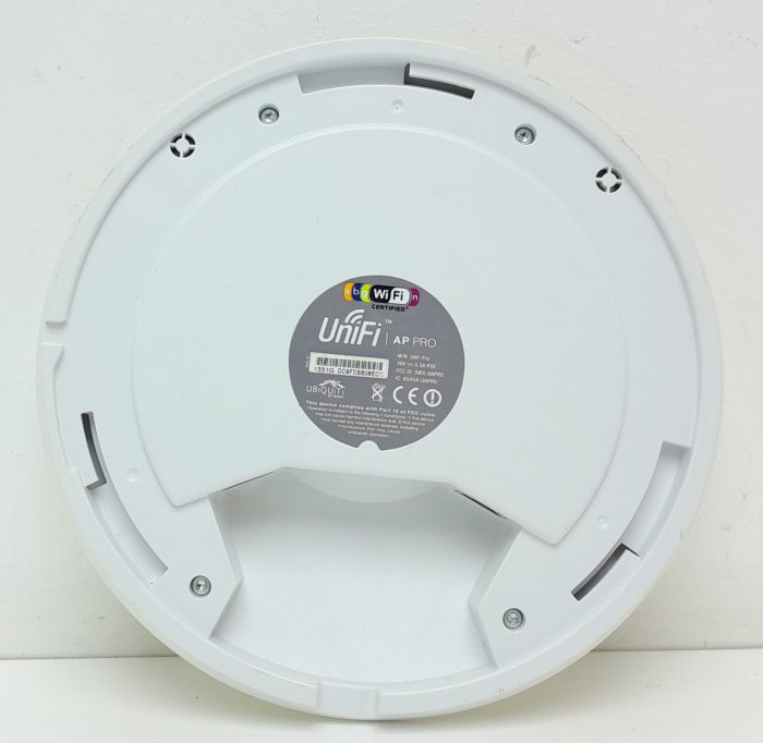 Unifi Ubiquiti AP PRO UAP-Pro PoE Wireless Access Point (No Mounting Plate) - Image 4
