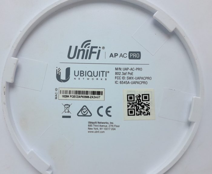Unifi Ubiquiti AP AC PRO UAP-AC-PRO PoE Wireless Access Point - Image 3