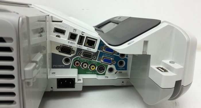 Epson EB-470 H456B HDMI VGA LCD Projector 622 Lamp Hours Used - Image 4