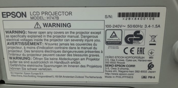 Epson EB-670 H747B HDMI VGA LCD Projector 678 Lamp Hours Used - Image 3
