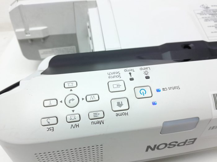 Epson EB-670 H747B HDMI VGA LCD Projector 893 Lamp Hours Used - Image 7