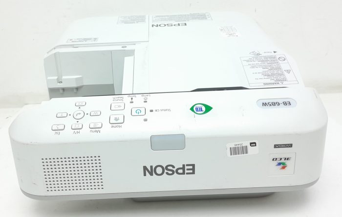 Epson EB-685W H744B HDMI VGA LCD Projector 3212 Lamp Hours Used - Image 7