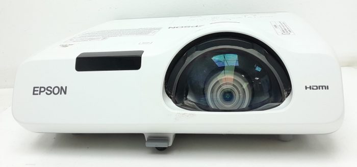Epson EB-530 H673B HDMI VGA LCD Projector 1105 Lamp Hours Used - Image 6